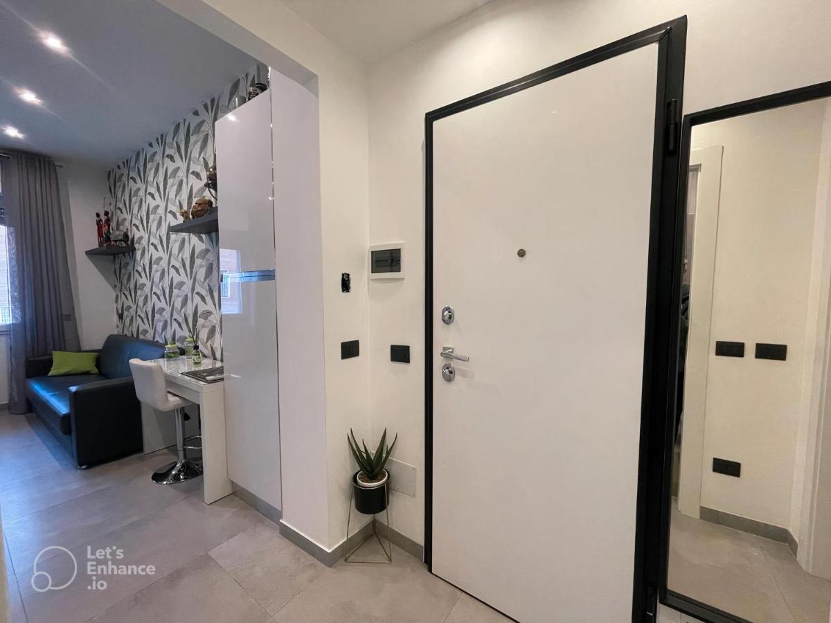 R39 Modern Apartment With Private Parking Milão Exterior foto