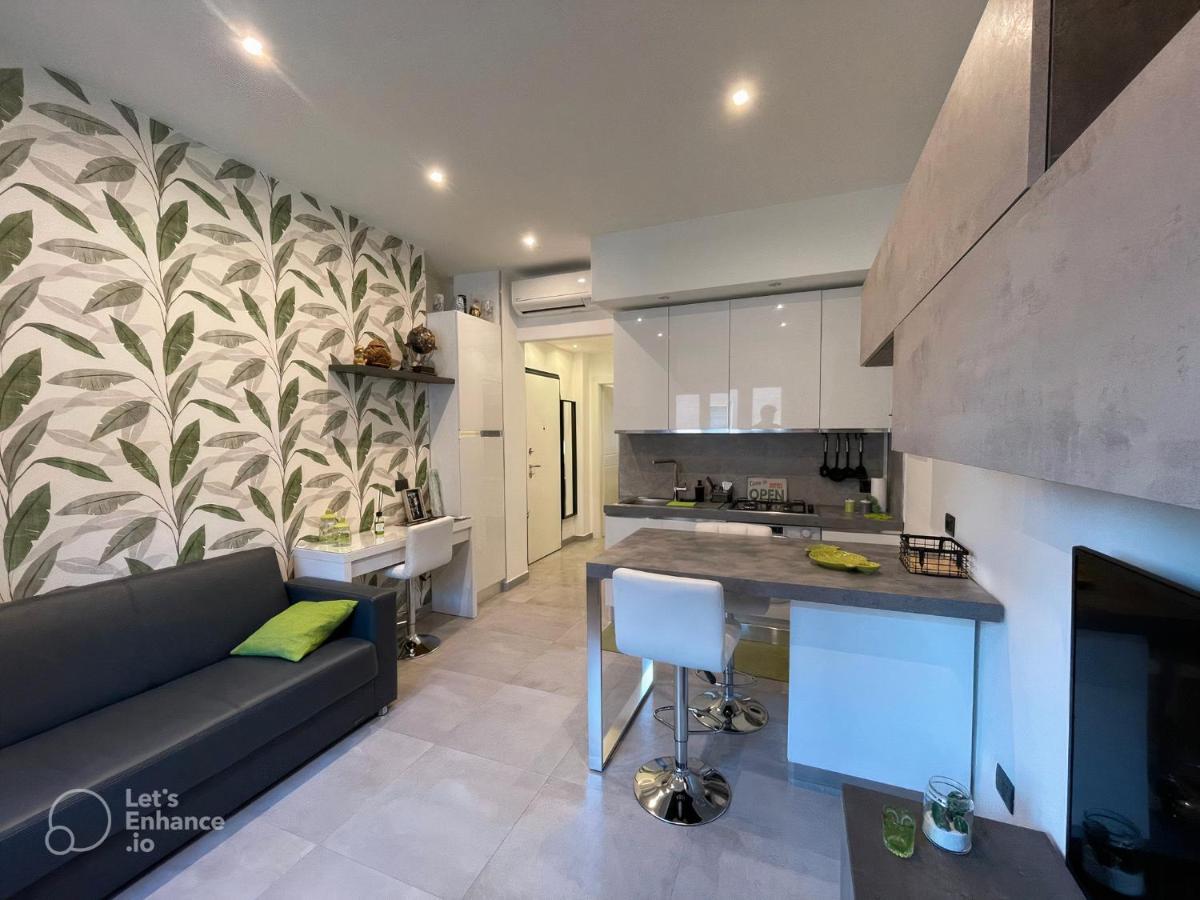 R39 Modern Apartment With Private Parking Milão Exterior foto